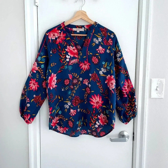 Ann Taylor Loft Petites Women Dark Blue Floral V-Neck Blouse, Size MP - Picture 1 of 12